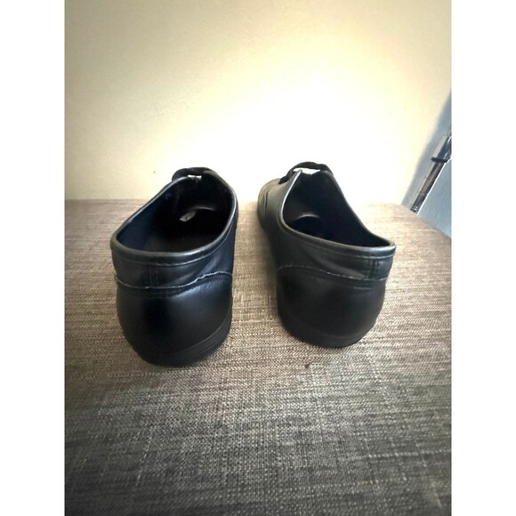 Women’s Black SafeTStep Slip Resistant Shoes Size 8.5 - Picture 9 of 11